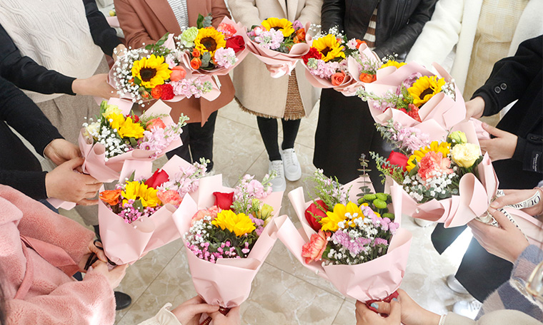 愛在三八節(jié)，情暖半邊天——濟(jì)南賽成為女員工送上節(jié)日祝福